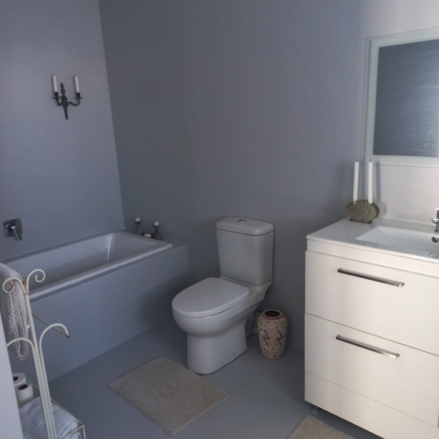 6 Bedroom Property for Sale in Jacobsbaai Western Cape
